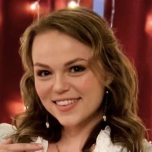 Jessica VanEl, 29 (TikTok Star)