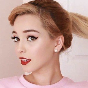 Jessica Vill, 30 (YouTube明星)