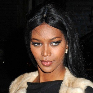 Jessica White, 41 (Модель)