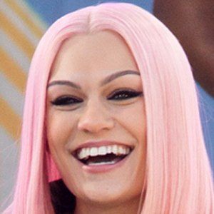 Jessie J, 37 (流行歌手)