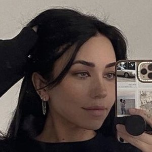 Jessie Serra, 38 (Instagram Star)