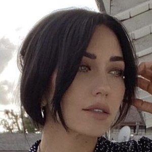 Jessie Serra, 38 (Instagram Star)