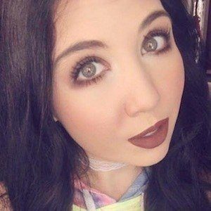Jessii Vee, 31 (YouTube Star)