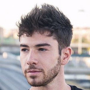 Jesús López, 33 (Star di YouTube)