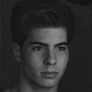 Jesús Oviedo, 26 (Popsänger)