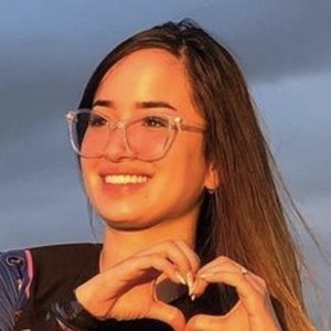 Jhade Martínez, 28 (Instagram Star)