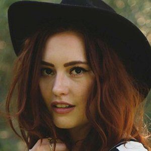 Jillian Clare image 3