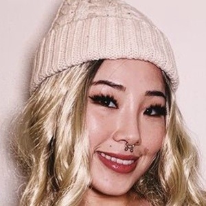 Jina Choi image 6