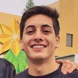 Jiovani John image 4