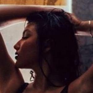 Jiselle Arianne, 32 (Model)