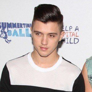 JJ Hamblett image 2