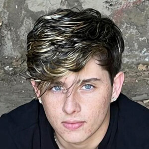 JJ Hennessey image 13