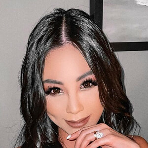 Joanna Aoran Rein, 34 (Instagram Star)