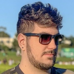 João Fratelli, 27 (YouTube Star)