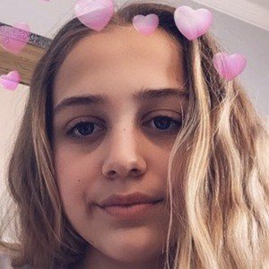 Jocelyn Land, 19 (TikTok明星)