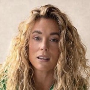 Jodie Steele image 4