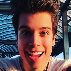 Jody Cecchetto, 29 (Acteur de télévision)