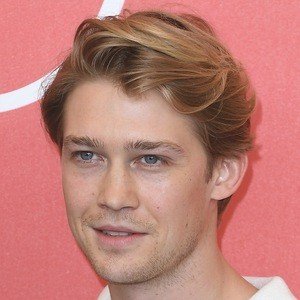 Joe Alwyn image 6