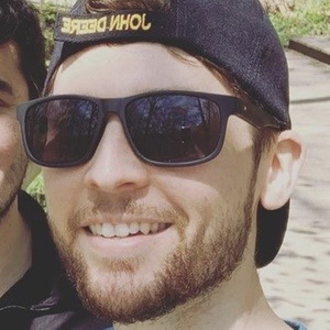 joelbakerrr, 33 (TikTok Star)