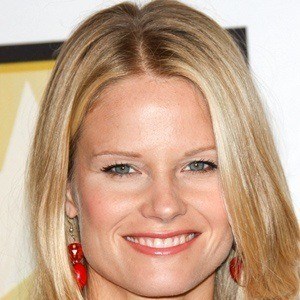 Joelle Carter, 53 (Actrice de télévision)