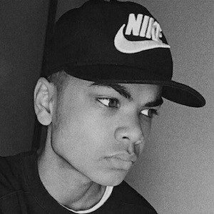 Joey Craig, 26 (YouTube-ster)