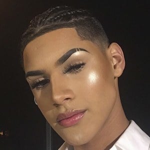 Johan Fernández, 22 (Instagram Star)