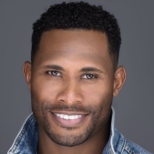 John Russell Coker, 42 (TikTok明星)