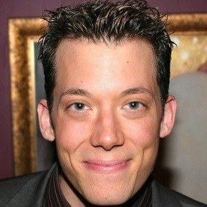 John Tartaglia, 47 (Poppenspeler)