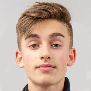 Johnny Orlando, 22 (Cantante pop)