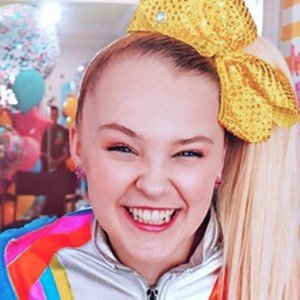 JoJo Siwa, 22 (YouTube Star)