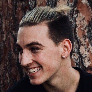 Celebrità nate a 10 Gennaio
