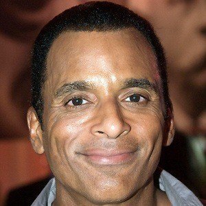 Jon Secada image 2