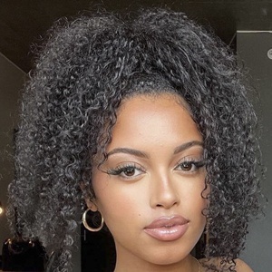 Jonica Keating, 25 (Instagram Star)