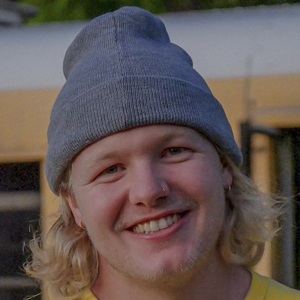 Jordan Neves, 29 (TikTok Star)