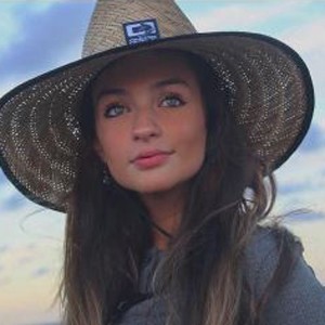 Jordana Lopes image 8