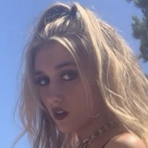 Jorie Jaden, 22 (TikTok明星)