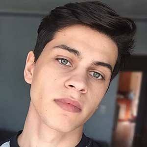 Josh Dutra image 3