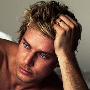 Josh Kramer, 33 (Instagram Star)