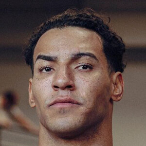 Joshua J. Manoi, 28 (TikTok明星)