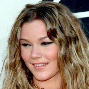 Joss Stone, 38 (Cantante de Soul)