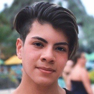 Jovani Jara, 26 (DJ)