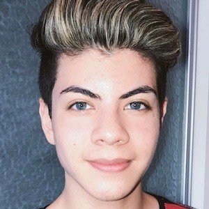 Jovani Jara, 26 (DJ)