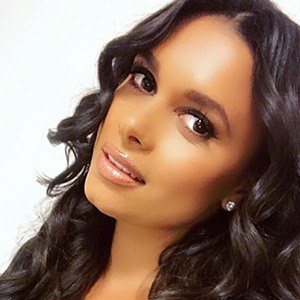 Joy Taylor image 4