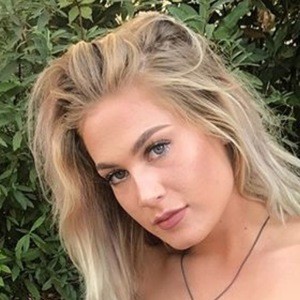 Joya G., 30 (Instagram Star)