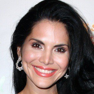 Joyce Giraud image 4