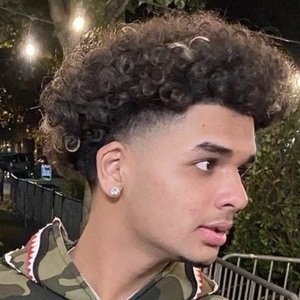 JS3, 25 (YouTube Star)