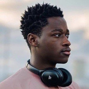 JTube, 23 (YouTube Star)