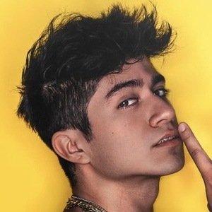 Juan Bernardo Flores image 8