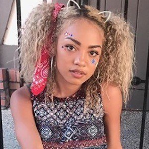 Juanialys, 25 (Звезда Инстаграма)