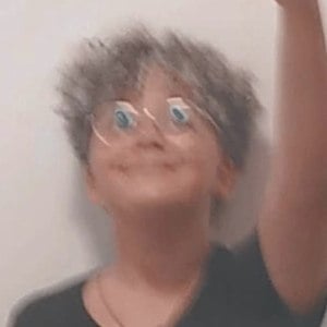 Júlia Costa, 19 (Pop Singer)